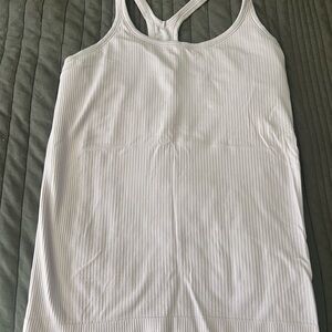 Lululemon  lavender Ribbed Women's Tank Top